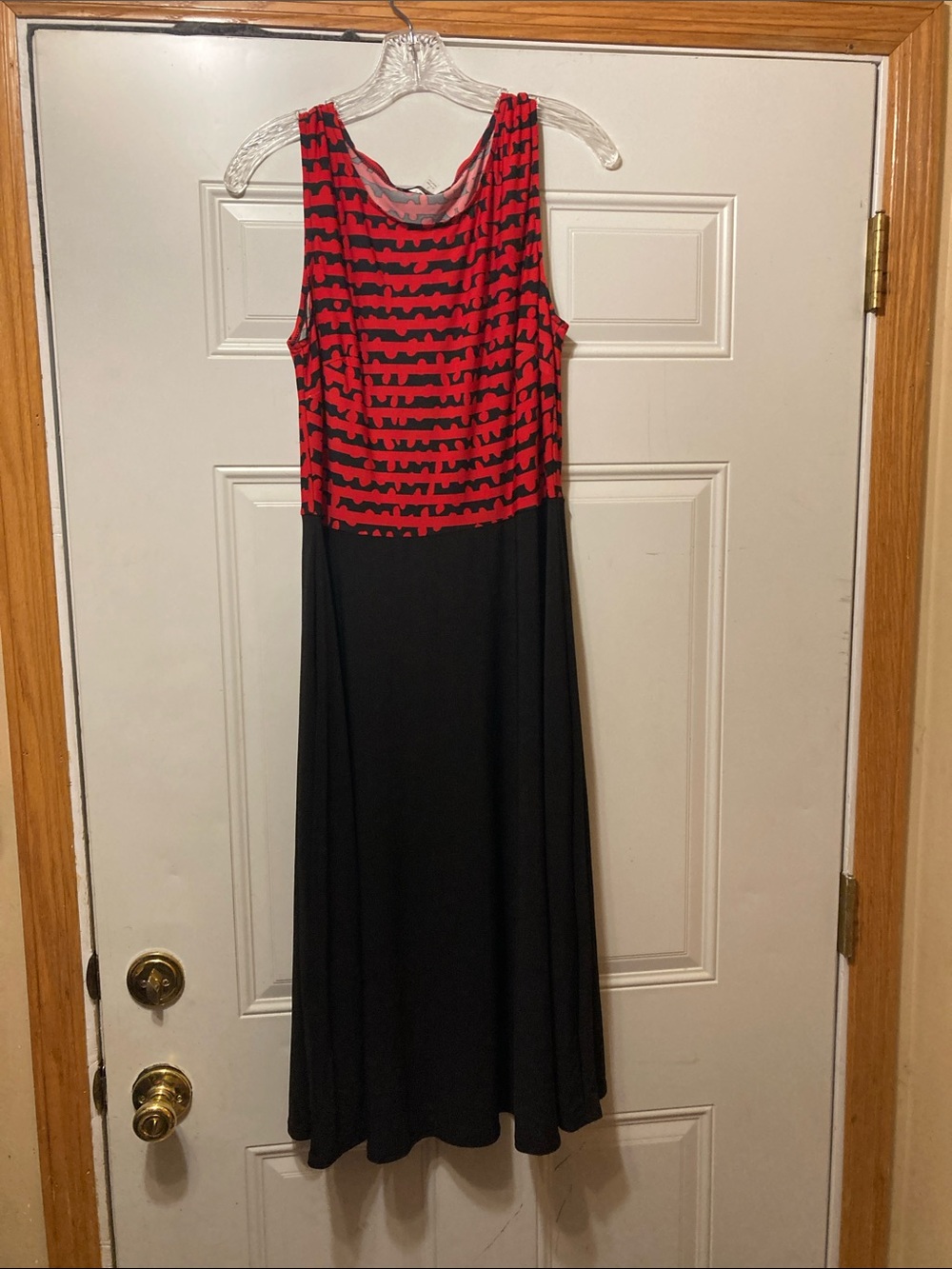 Sleeveless Red and Black Patterned A-Line‎ Dress